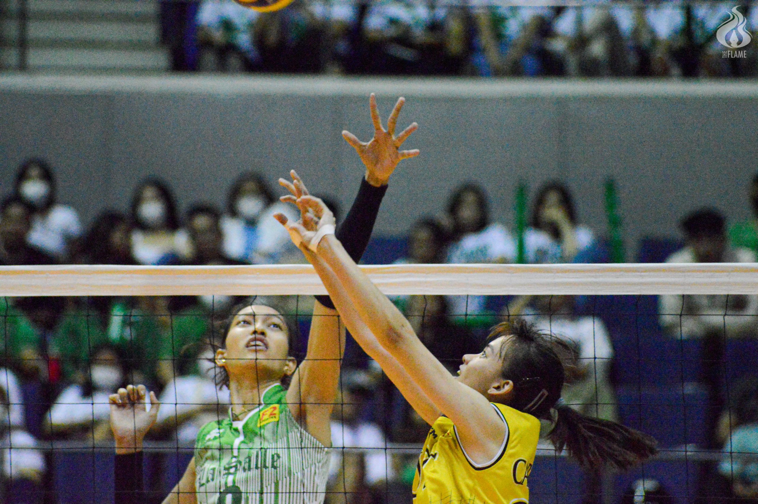 Tigresses finish fourth after loss to DLSU Lady Spikers