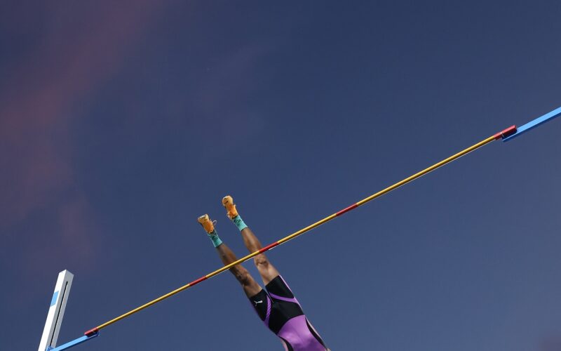 Obiena nabs bronze in Beijing tilt after two-month absence