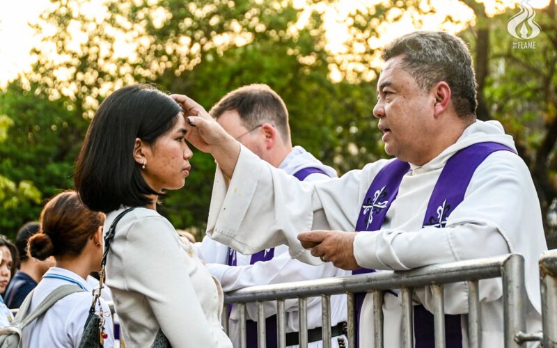 Gratitude, not just sacrifice, defines holiness during Lent, Thomasians told