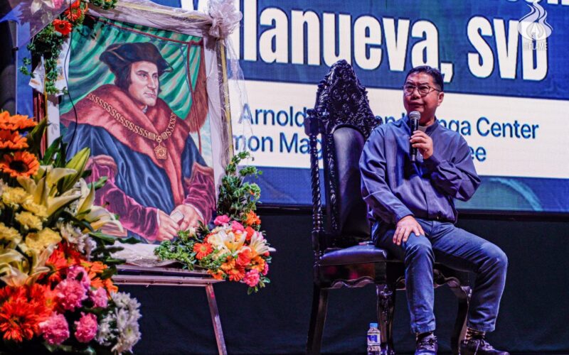 Let your conscience disturb you, Magsaysay awardee priest urges Thomasians