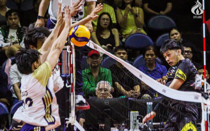 Umandal steers late UST surge to topple defending champ NU, forces playoff for No. 2 spot