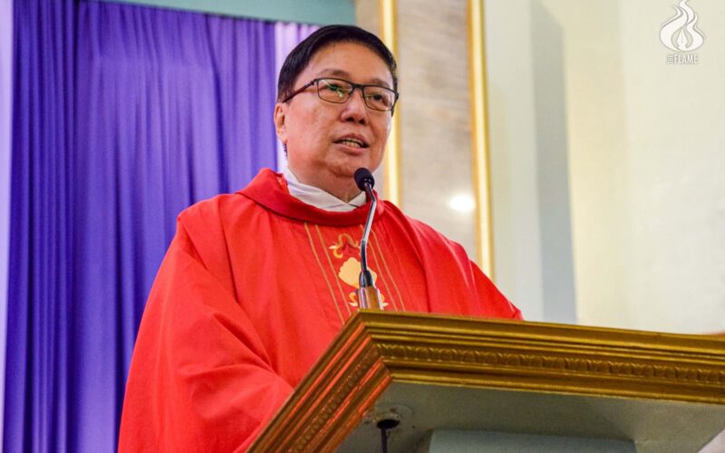 UST rector urges Catholics to resist blind conformity in the face of false information