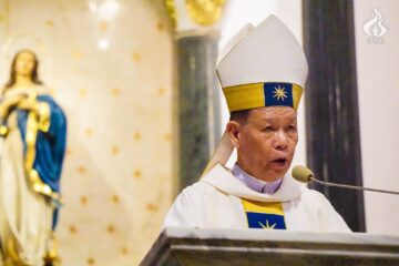 Advincula urges Catholics to abandon comfort, descend into others’ suffering