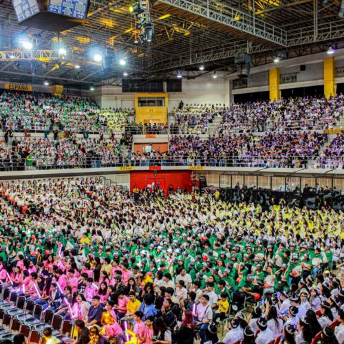 More than 12,000 freshmen to enter the Arch of Centuries this year, preliminary data show