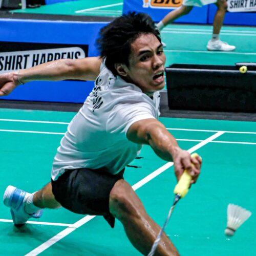 Tiger Shuttlers absorb opening day loss to Fighting Maroons